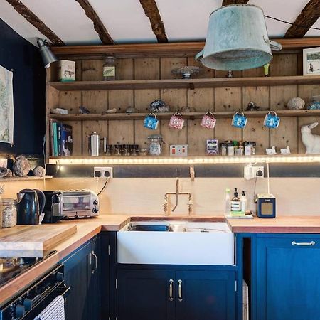 The Dairy, One Bedroom Cottage In A 15Th Century Farmhouse Parham Exterior foto