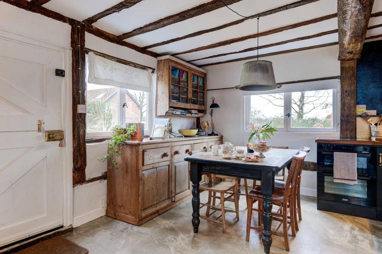 The Dairy, One Bedroom Cottage In A 15Th Century Farmhouse Parham Exterior foto